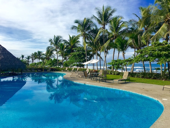 Condo, 6 Bedrooms | Pool