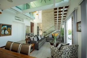 コンドミニアム ベッドルーム (複数) | 内装