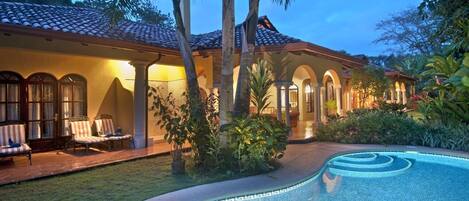 Appartamento, camere multiple | Piscina