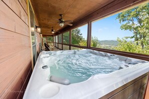 Cabin, 2 Bedrooms | Outdoor spa tub