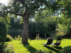 Cabin, 2 Bedrooms, Ensuite, Garden Area | Garden view - Villa Maria Garden Cottages (Morarp)
