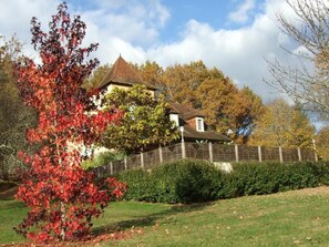 Front of property - LES FEUILLANTINES (Saint-Cyprien)