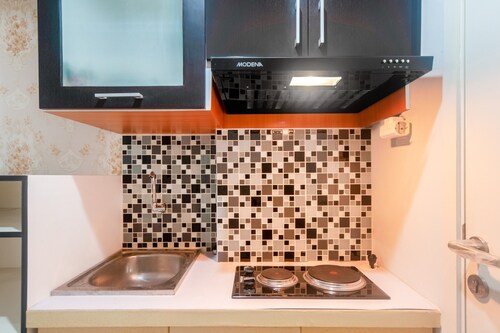 OYO Life 2837 Apartment Dramaga Tower