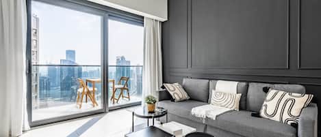 Deluxe Apartment | Living area