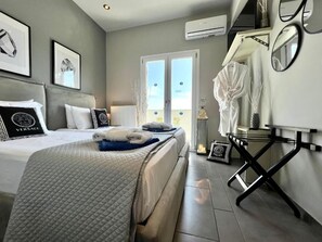 4 bedrooms, iron/ironing board, WiFi, bed sheets - Muthee Luxurious Private Villa (Zakynthos)