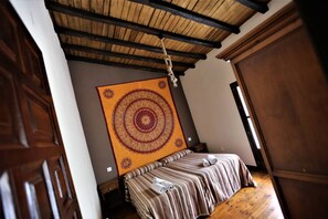 4 bedrooms, WiFi, bed sheets