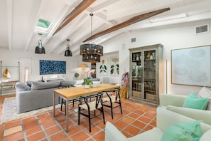 Dining - SUN DAY, FUN DAY ~ Renovated 2/2 Home 2 Blocks from Beach in Casa Marina! (Key West)