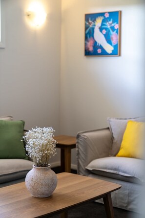 TV, offices