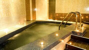 Banheira de hidromassagem