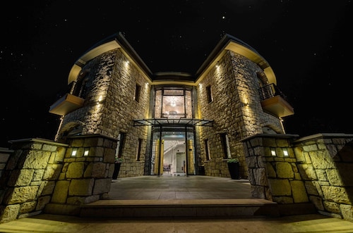 Chateau Rond Boutique Hotel & Spa