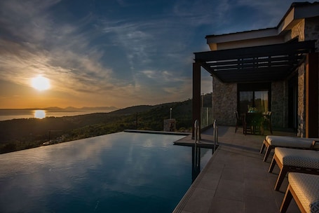 Pool. GV Sivota Luxury Villa - SL2022