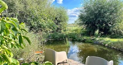 MecklenbĂŒ mit Teich, Kamin, Sauna und Hotpott