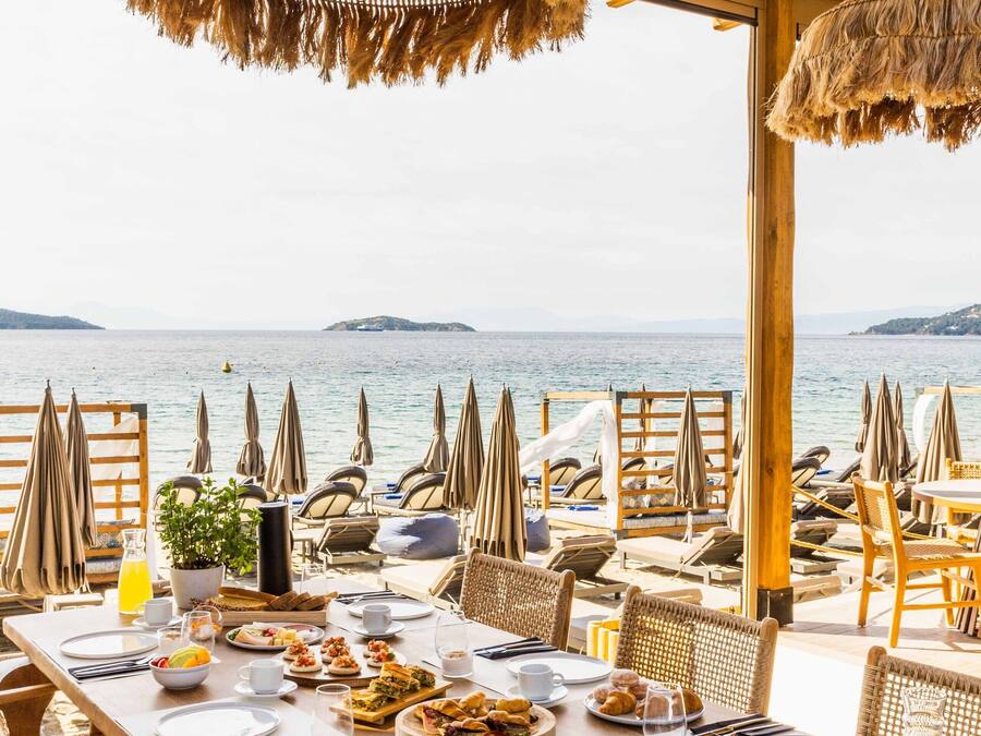 Desayuno buffet incluido todos los días