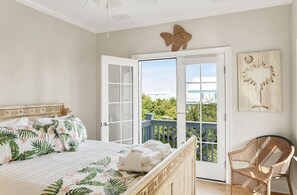 4 室のベッドルーム、アイロン / アイロン台、WiFi、ベッドシーツ