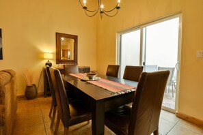 Dining - 343 Downtown, Private Hot Tub with Red Rock Views (Moab)