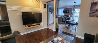 Bunga-lounge: 3 BDR, Pool, Parking