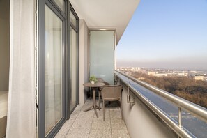 Balcony - Beige Apartment Poznań by Renters (Poznan)