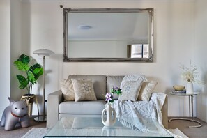 Smart TV, video library - CBD Ample 1BR Retreat - Views | Parking | Pool | Gym (Haymarket)