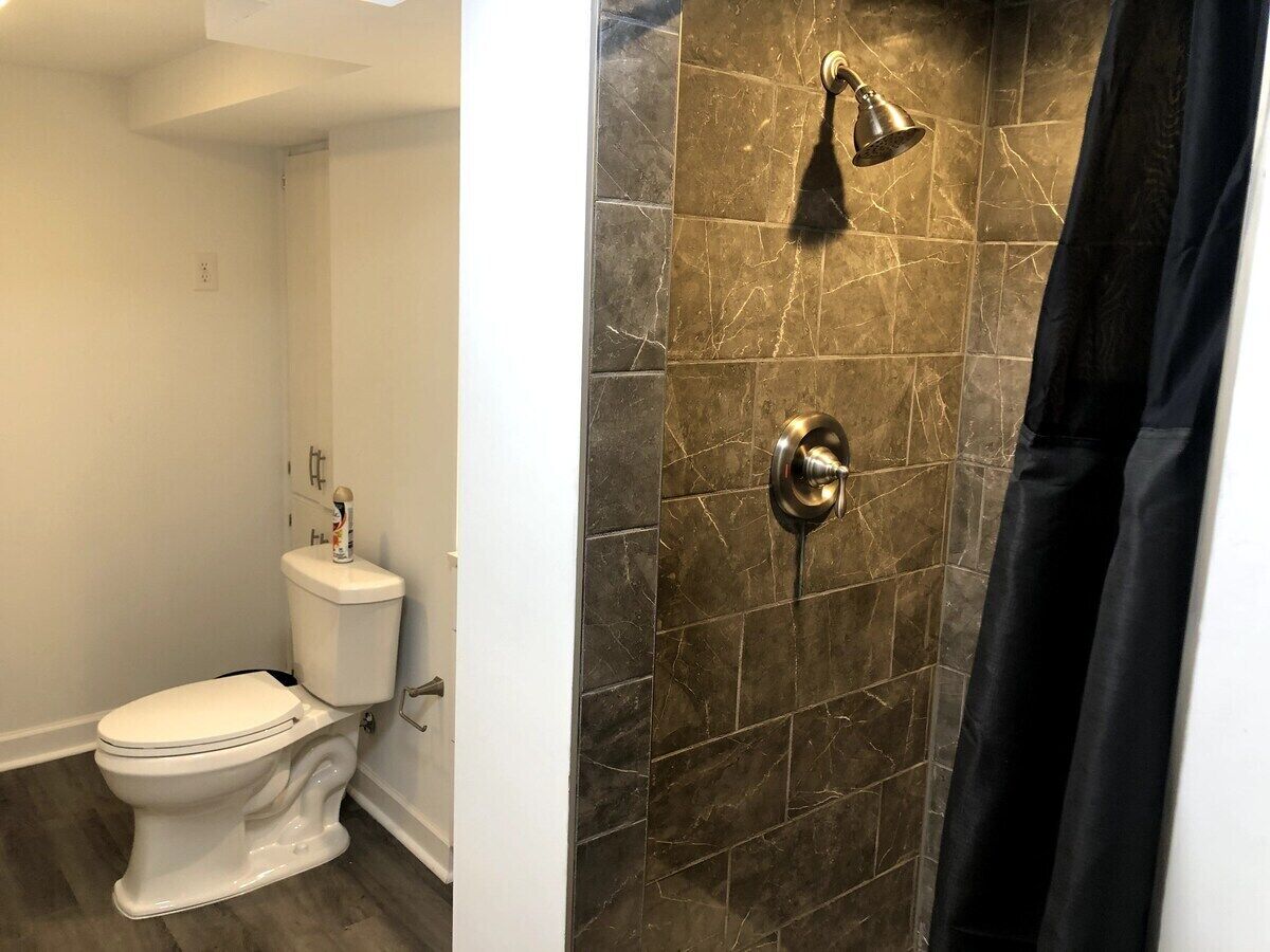 Hair dryer, towels