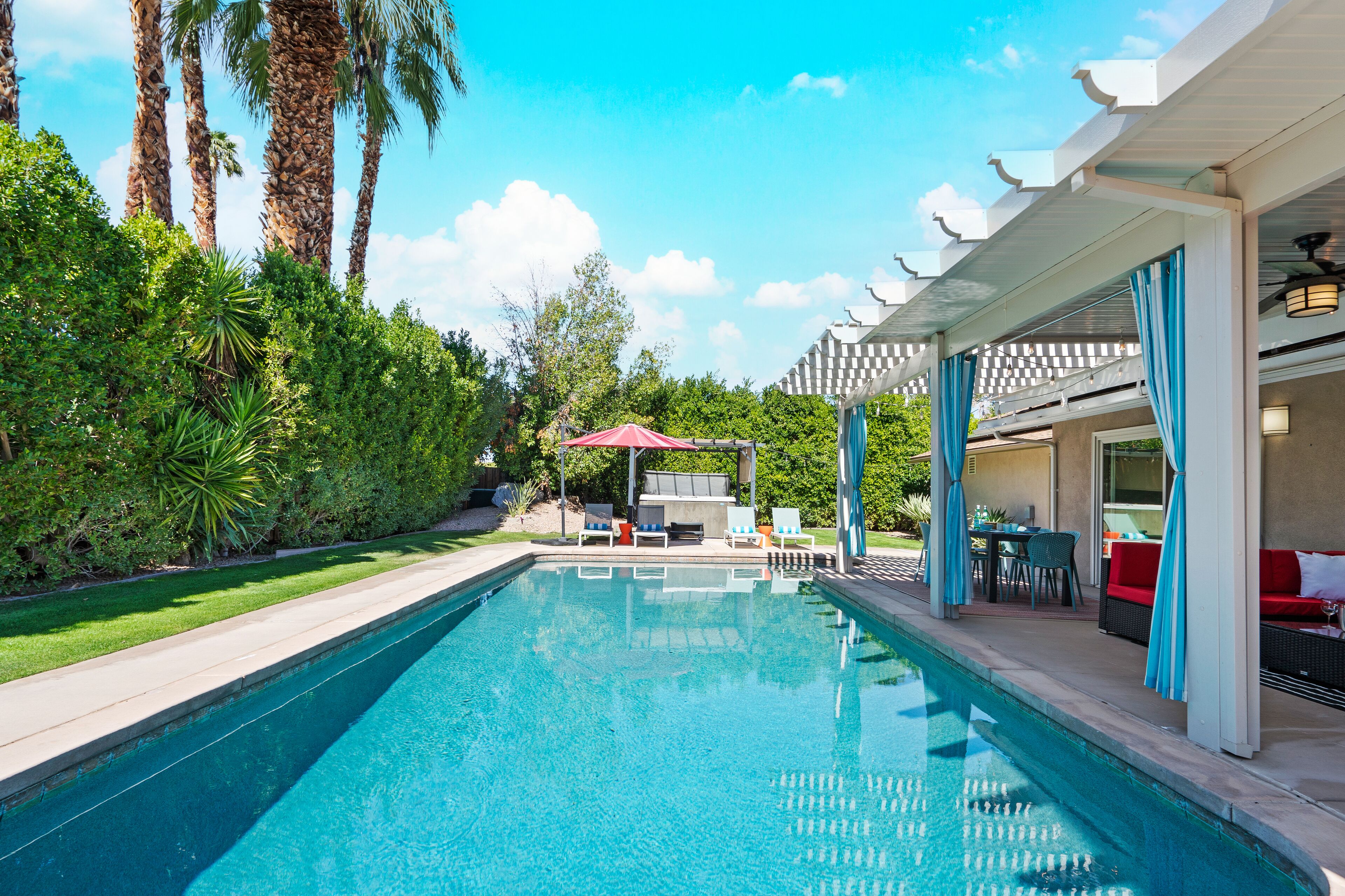 15% Off Sept! Family Aviation Decor Home W/Pool+Spa