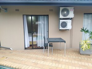 スタンダード ダブルルーム | エジプト綿のシーツ、高級寝具、羽毛の掛け布団、客室ごとに異なる装飾