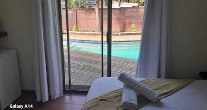 Nqabanqaba B&B
