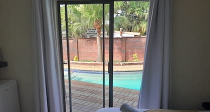 Nqabanqaba B&B