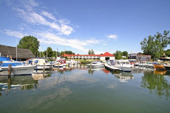Marina/club náutico