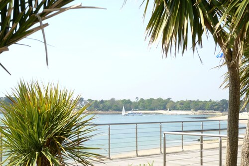Apartment in Cornouaille near Sandy Beach