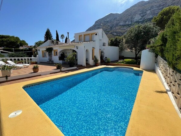 Piscina all'aperto