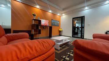 Luxury Suite, 1 Bedroom | 1 bedroom, Egyptian cotton sheets, premium bedding, down comforters