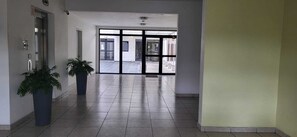 Interior - Amplio Studio en Pocitos (Montevideo)