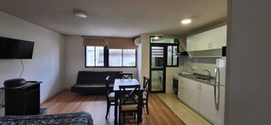 Living area - Amplio Studio en Pocitos (Montevideo)