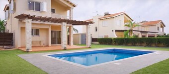 Stunning Family Villa with Private Pool