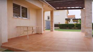 Bagian depan properti