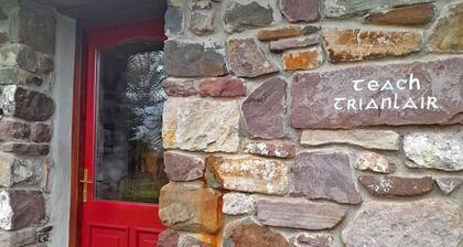 Family Friendly Cottage on the shore front of Lough Mask, Tourmakeady