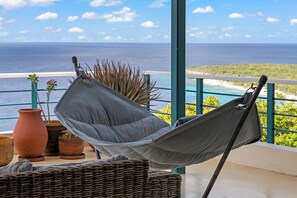 Property grounds - Villa Korsou with private pool and amazing view at Cas Abou (Willemstad)