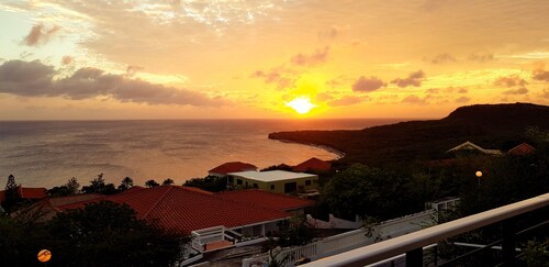 Villa Korsou with private pool and amazing view at Cas Abou