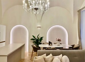 Basic Apartment | Living area