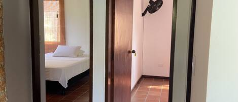 3 camere, Wi-Fi, lenzuola