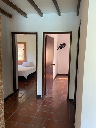 Comfortable and stylish Country Casita with a creek and a pool and lots of trees