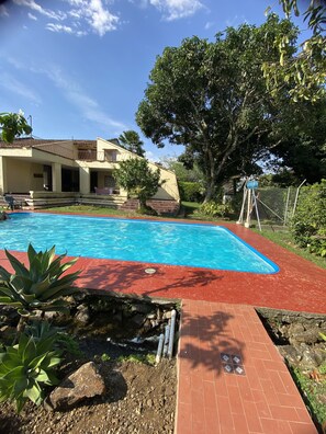 Pool - Comfortable and stylish Country Casita with a creek and a pool and lots of trees (Cali)