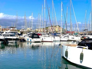 Marina