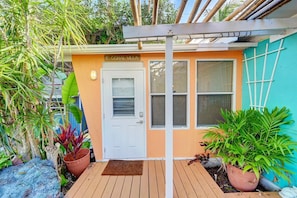 Exterior detail - Bali style 1/1 beach villa (Deerfield Beach)