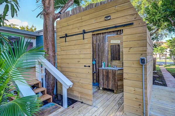 Terrace/patio - Bali style 1/1 beach villa (Deerfield Beach)