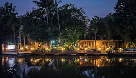 Fachada de la propiedad. Amã Stays & Trails Aquabliss , Alleppey