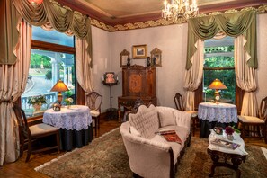 Reception - 1899 Wright Inn and Carriage House (Asheville)