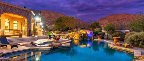 Lämmitetty uima-allas