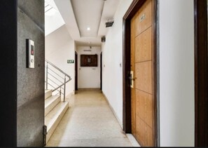 Interior entrance - The Ambience New -Delhi (New Delhi)
