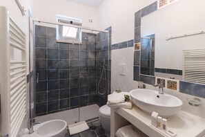 Hair dryer, towels - Ulivo   Apartment in the Residence le Ruve Bianche with swimming pool and private beach (Vibonati)